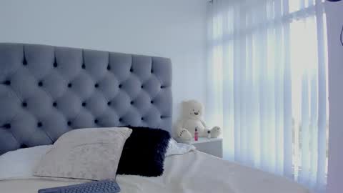 Victoria online show from 09-13-25, 11:43