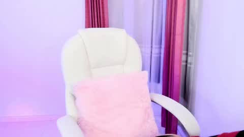 Snapshot of victoriarussell chatting on 12-24-24, 02:33 Victoria but you can tell me Vicky Vic or just Tory online show from 12-24-24, 02:33