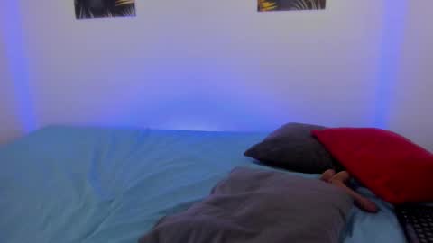 Snapshot of victoriia_munoz chatting on 02-18-26, 01:51 victoria online show from 02-18-26, 01:51