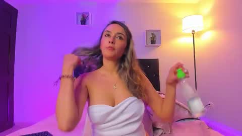 victoriia_rose_ online show from 03-29-26, 03:50