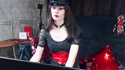 Snapshot of victoryvega chatting on 09-17-25, 04:30 VictoryVega online show from 09-17-25, 04:30