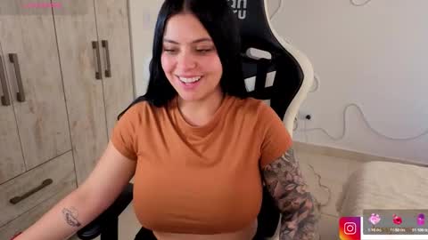 V  I C  T O R I A  online show from 03-02-26, 09:10