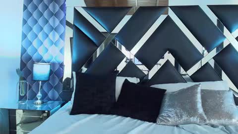 victtoria lee online show from 01-17-25, 07:16