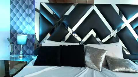 victtoria lee online show from 02-19-25, 11:04