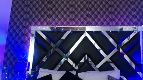 victtoria lee online show from 04-18-26, 07:07