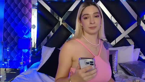 victtoria lee online show from 05-16-26, 12:51