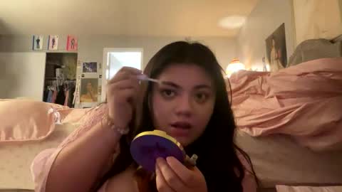 Snapshot of viennavisabelle chatting on 11-05-25, 05:29 viennavisabelle online show from 11-05-25, 05:29