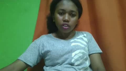 Snapshot of vierge28430 chatting on 04-20-26, 06:16 vierge28430 online show from 04-20-26, 06:16