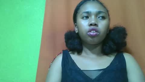 Snapshot of vierge28430 chatting on 05-11-26, 06:38 vierge28430 online show from 05-11-26, 06:38