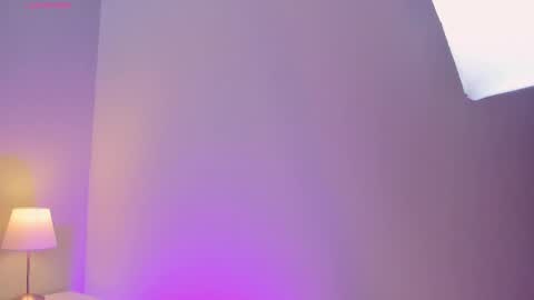 Snapshot of viictoria_becker chatting on 09-23-25, 11:24 Victoria online show from 09-23-25, 11:24