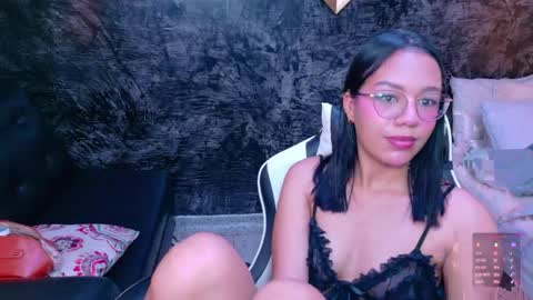 Violet online show from 05-05-26, 09:45
