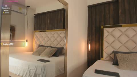 Violet  online show from 04-04-26, 01:08