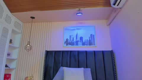 Viiolett online show from 01-23-25, 07:29