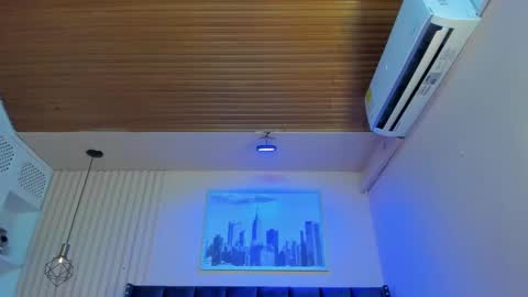 Viiolett online show from 01-26-25, 08:34