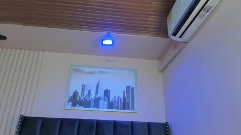 Viiolett online show from 03-02-25, 07:56