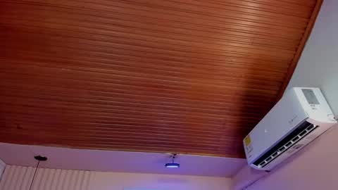 Viiolett online show from 09-23-25, 07:28