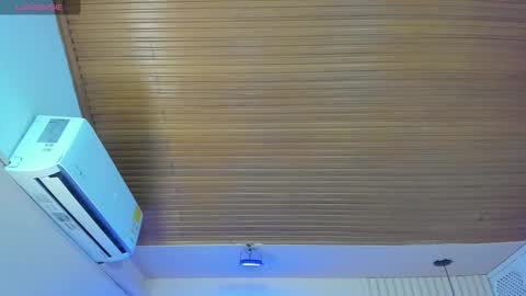 Viiolett online show from 09-27-25, 08:14