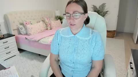 Snapshot of vika7333 chatting on 06-24-26, 11:53 Ukrainian-woman online show from 06-24-26, 11:53