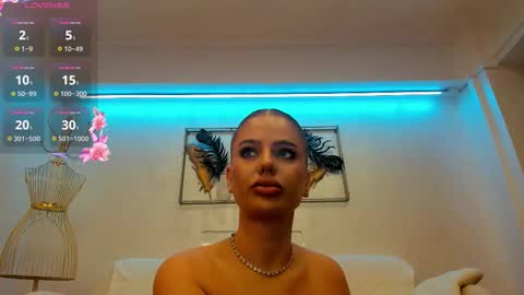 Snapshot of vikafever chatting on 10-26-25, 04:51 vikafever online show from 10-26-25, 04:51