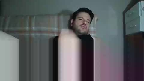 Snapshot of vikbika2 chatting on 12-01-24, 06:30 Tom reunz online show from 12-01-24, 06:30