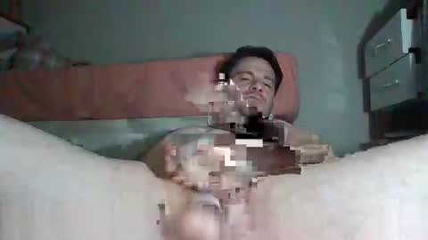 Snapshot of vikbika2 chatting on 01-01-25, 01:04 Tom reunz online show from 01-01-25, 01:04