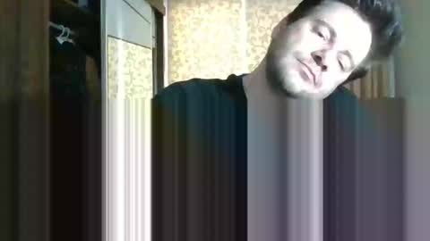 Snapshot of vikbika2 chatting on 01-19-25, 02:28 Tom reunz online show from 01-19-25, 02:28