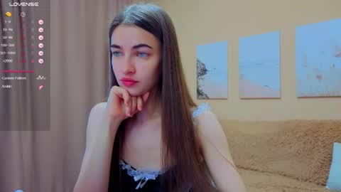 Snapshot of vikiberry chatting on 10-17-25, 04:26 vikiberry online show from 10-17-25, 04:26