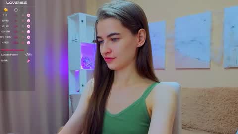 Snapshot of vikiberry chatting on 11-09-25, 04:22 vikiberry online show from 11-09-25, 04:22