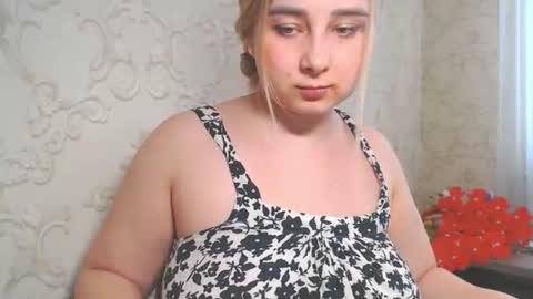 Snapshot of vikiwaitingforyou chatting on 06-21-26, 01:13 Vitoria online show from 06-21-26, 01:13