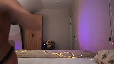 VIKKI online show from 01-18-26, 11:03