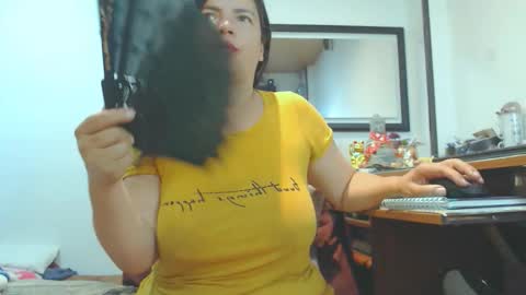 VIKKKTORIAAA online show from 09-18-25, 05:20