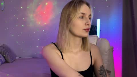 Vikky online show from 05-14-26, 12:50