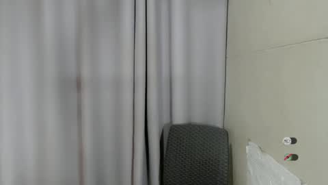 vikkylustfull online show from 02-21-25, 05:31