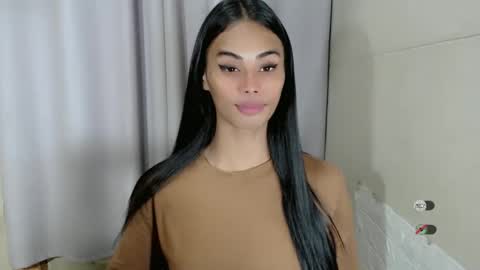 vikkylustfull online show from 02-28-25, 08:07