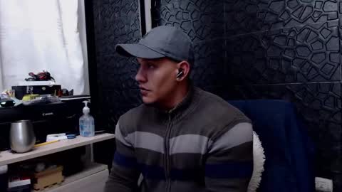 Viktor Herrera online show from 02-07-25, 09:58