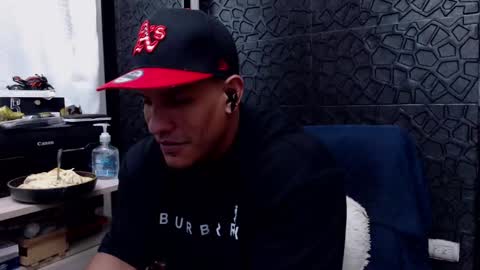 Viktor Herrera online show from 02-11-25, 05:18