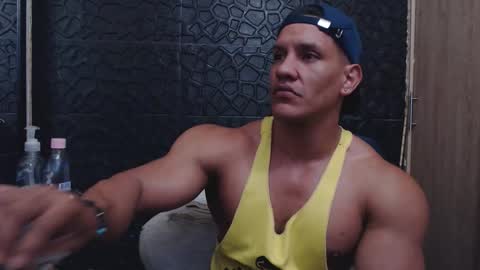 Viktor Herrera online show from 12-22-25, 09:17