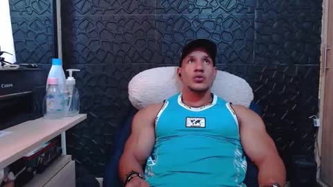 Viktor Herrera online show from 02-14-26, 03:31