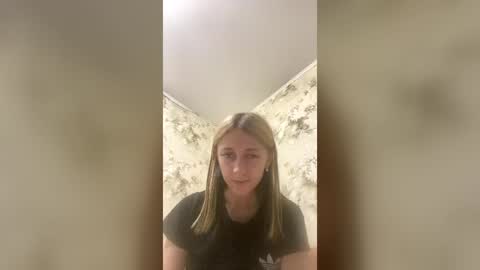 Sweett online show from 06-18-26, 12:33