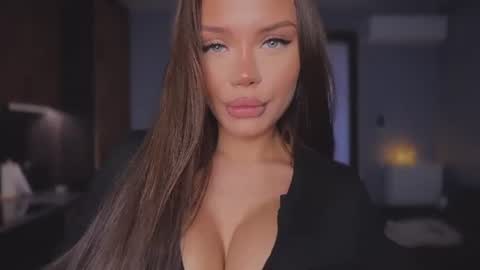 Viktoria www online show from 07-06-26, 06:21