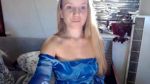 ViktoriSagi online show from 07-11-26, 05:54