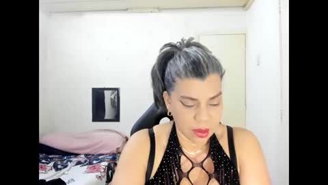 VIKY ADAMS online show from 02-24-26, 10:02