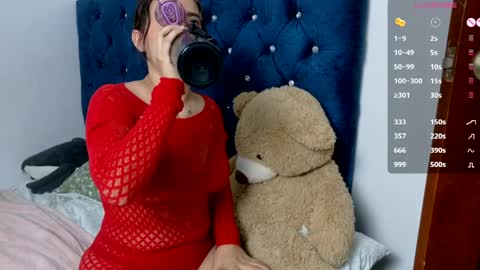 vikysexy28 online show from 04-06-26, 10:44