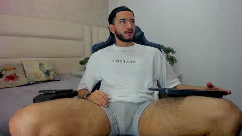 Vitaly online show from 01-15-26, 03:49