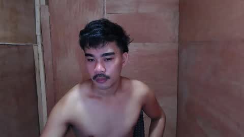 Snapshot of vin_17 chatting on 02-10-26, 06:39 Call me Marvin online show from 02-10-26, 06:39