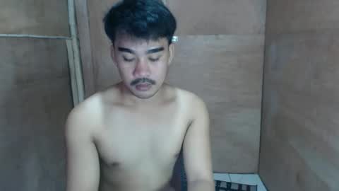 Snapshot of vin_17 chatting on 02-13-26, 11:28 Call me Marvin online show from 02-13-26, 11:28