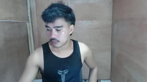 Snapshot of vin_17 chatting on 02-15-26, 02:41 Call me Marvin online show from 02-15-26, 02:41