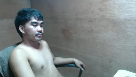 Snapshot of vin_17 chatting on 04-08-26, 05:40 Call me Marvin online show from 04-08-26, 05:40