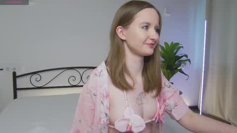 vinacasto online show from 04-26-26, 02:15