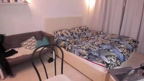 Dimoooooon online show from 10-19-25, 09:15